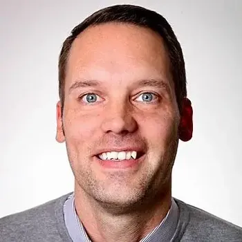 Headshot of Jens Harder
