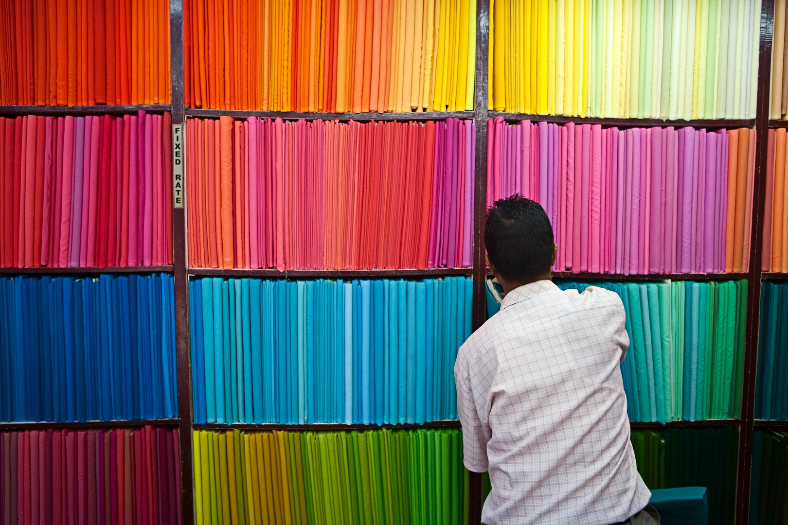 Colorful fabrics for sale, Nepal.http://bem.2be.pl/IS/nepal_380.jpg