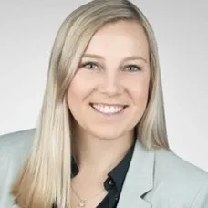 headshot Kendall Thompson