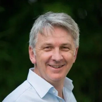 Peter Fellows.jpg